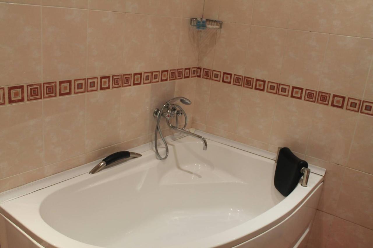 Apartment Vake Tbilisi Bagian luar foto